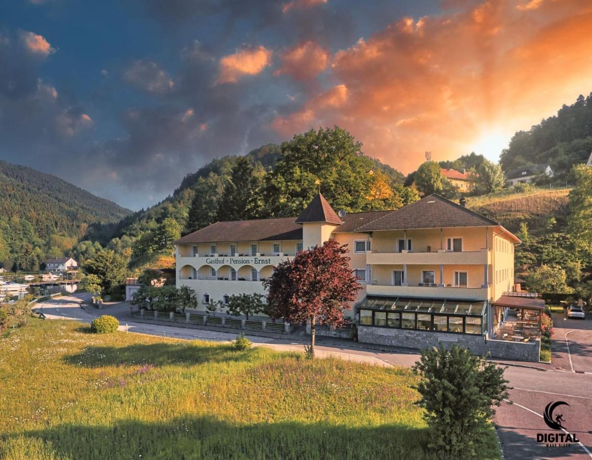 Gasthof - Landhotel Ernst Untermuhl Exterior photo