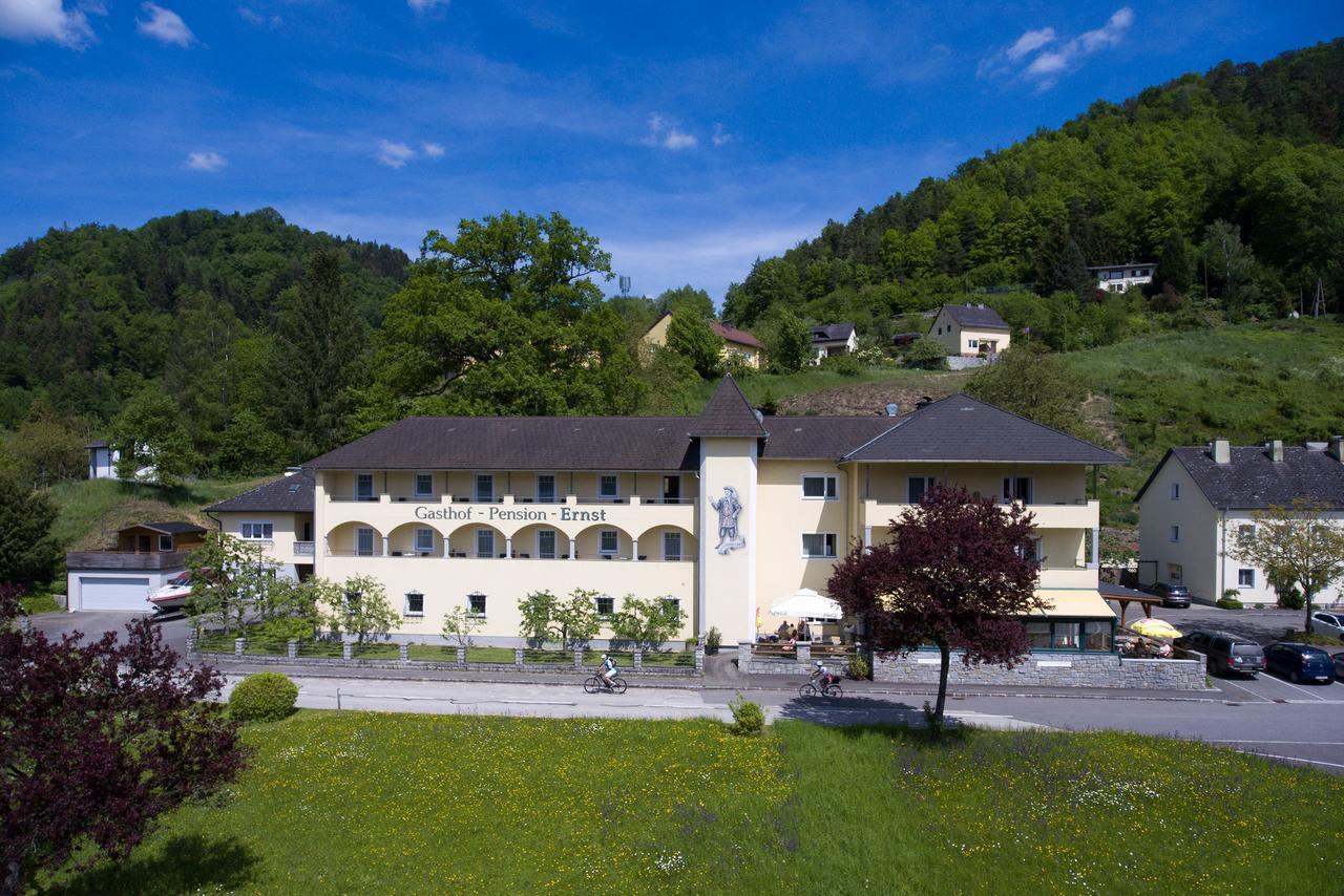 Gasthof - Landhotel Ernst Untermuhl Exterior photo