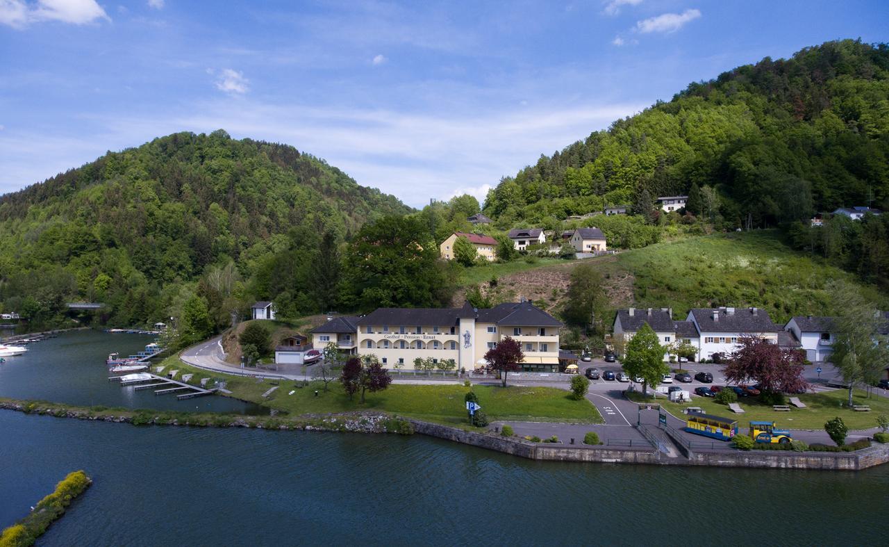 Gasthof - Landhotel Ernst Untermuhl Exterior photo